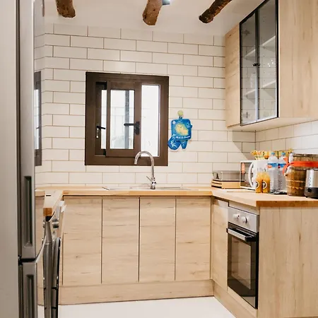 Apartment Camins Del Priorat : Ermita Pinyeres *