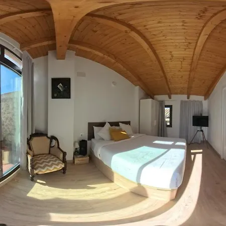 Apartment Camins Del Priorat : Ermita Pinyeres El Masroig